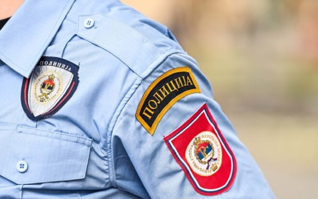 Policajac na slobodi: Osumnjičen da je bivšoj djevojci prijetio ubistvom, sestra ogorčena