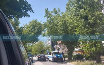 Više vozila policije ispred kafića u Banjaluci