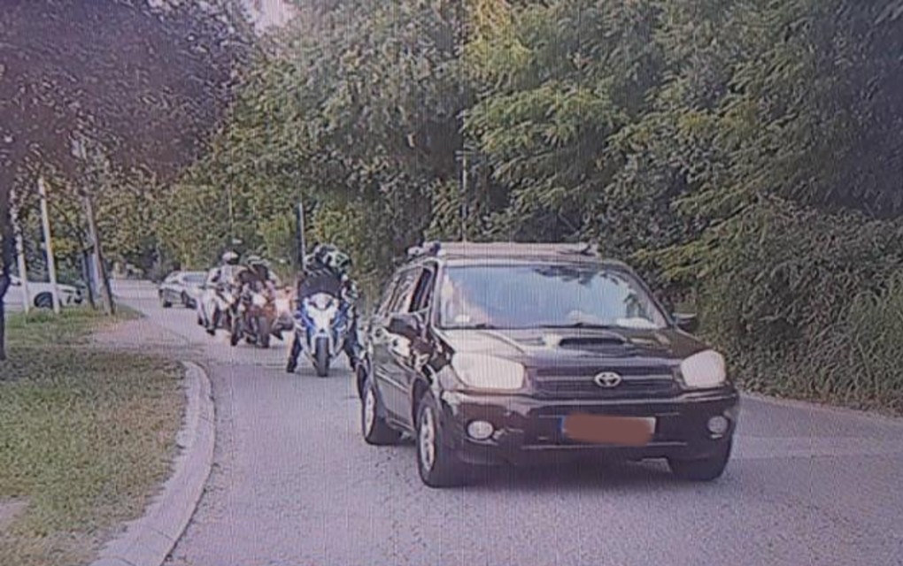 U Kosjeriću do 18 sati glasalo 76,91 odsto birača, u Zaječaru 54,53 – BLOKADERI KREĆU U KOLONI KA KOSJERIĆU DA PRAVE NEREDE?