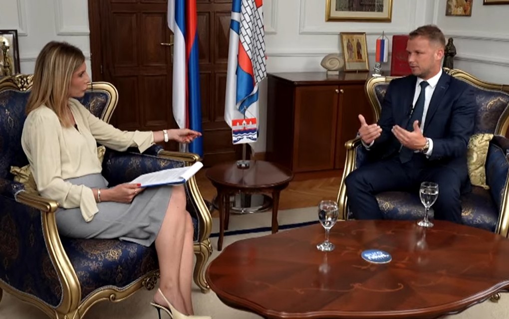 Dječija igra Draška Stanivukovića – Odbio da potvrdi da će biti kandidat za predsjednika Srpske a u svakoj rečenici govorio o sebi!
