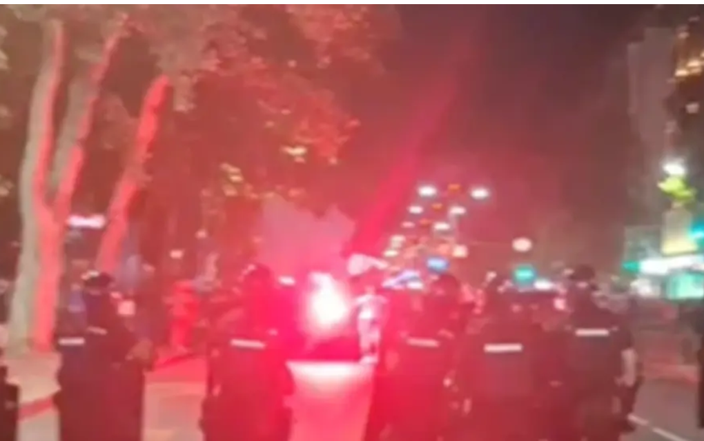 Više uhapšenih nakon nereda u Beogradu – Povrijeđeno i šest policajaca!
