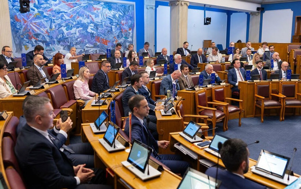 Crnogorci šalju vojsku u Ukrajinu