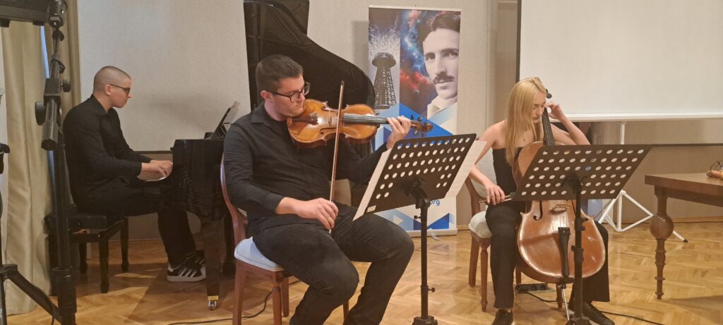 Teslina naučna fondacija