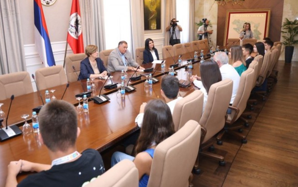 Prijem kod predsjednika Srpske za učenike OŠ “Sveti Sava”