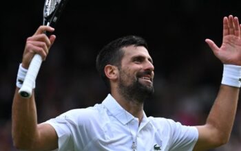 Novak rutinski protiv Kecmanovića za osminu finala Vimbldona