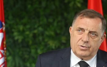 Dodik u Trebinju obilazi područja zahvaćena požarom