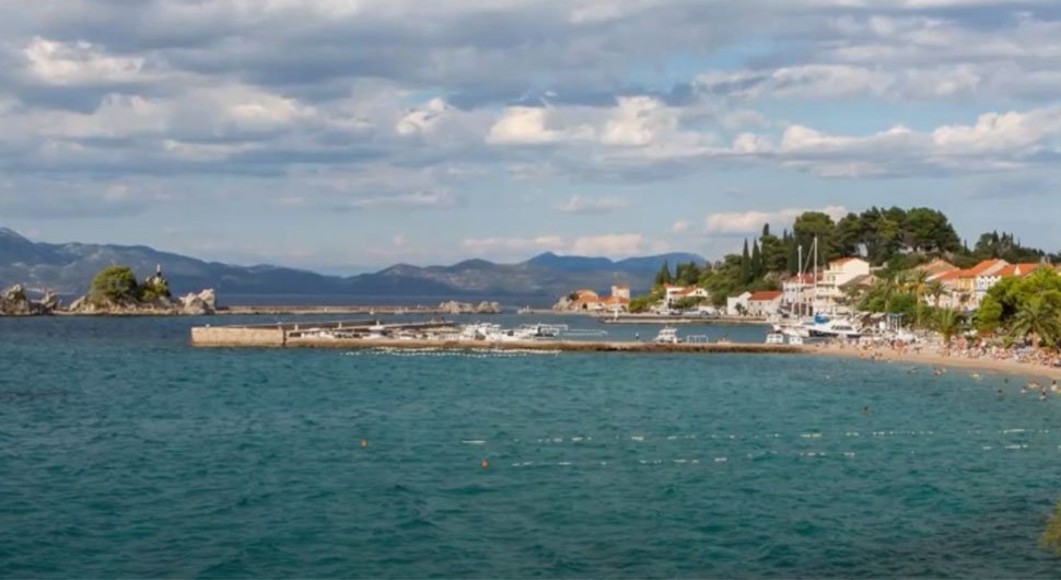 Plaža u Hrvatskoj zagađena fekalijama: Pronađena opasna bakterija