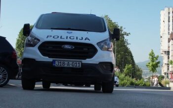 Napravio otvor na zidu