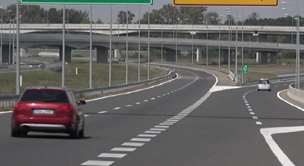 Bez ovih dokumenata ne krećite na put: Možete imati velikih problema