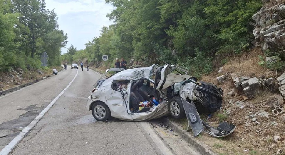 Poznat identitet djevojaka stradalih u sudaru s kamionom