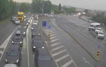 Duge kolone vozila na graničnim prelazima u BiH