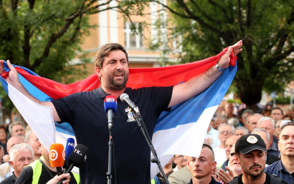 „Sami biramo da li sa jubilejom slavimo naš POČETAK ili naš KRAJ“ Ljubiša Petrović poslao oštru poruku partijskim drugovima iz SDS