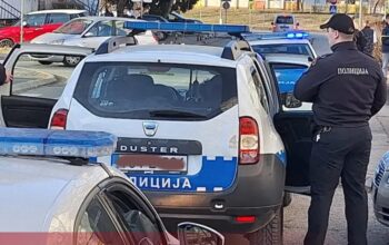 policija
