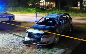 zapaljen auto