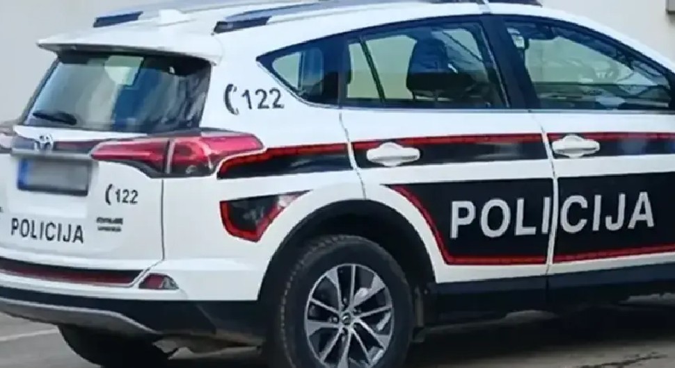 U Sarajevu uhapšen 62-godišnjak, u stanu pronađeno 30 stabljika kanabisa
