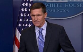 Majkl Flin se obratio Amerikancima