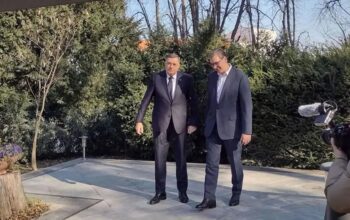 Vučić najavio sastanak s Dodikom