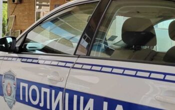 MUP Srbije oglasio se o postupanju prema dječaku (12) tokom protesta