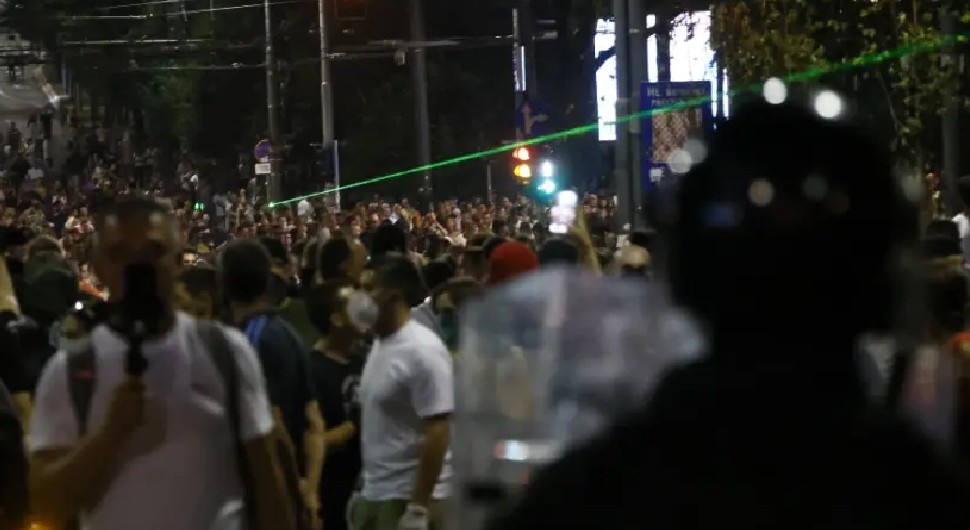 Dačić: Tokom protesta povrijeđeno šest policajaca, uhapšeno 38 osoba