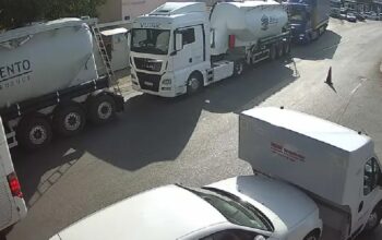 Duge kolone vozila na graničnim prelazima