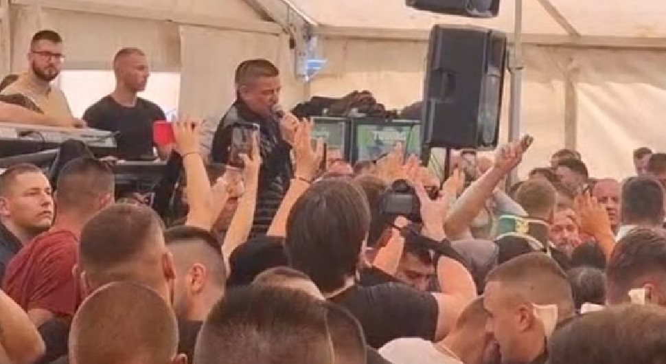 Lom na Manjači: Baja glavna zvijezda na zboru