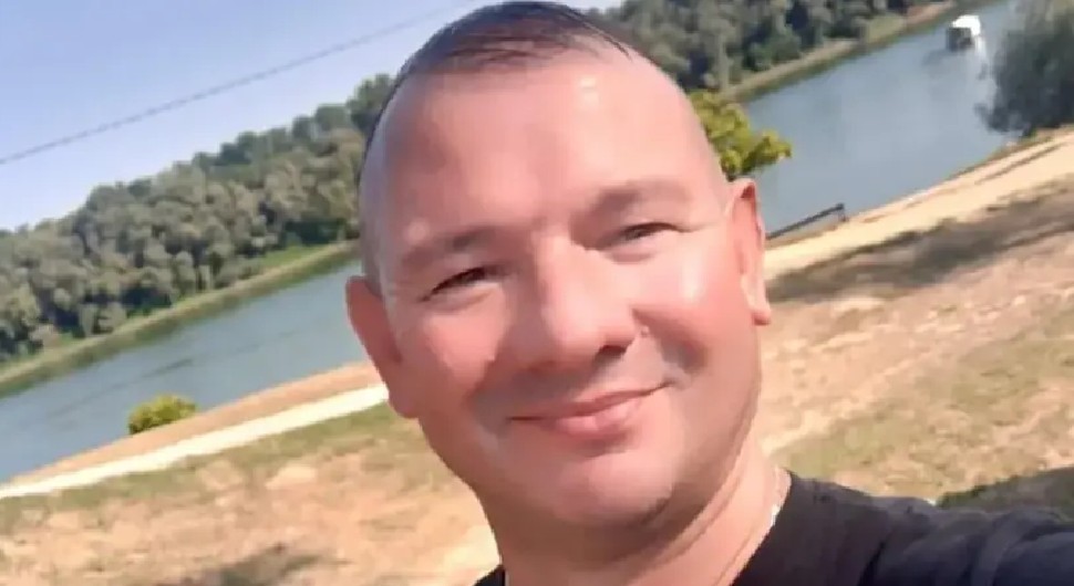 Ovo je policajac koji je izgubio život kada je pokušao pobjeći iz stana u Brčkom