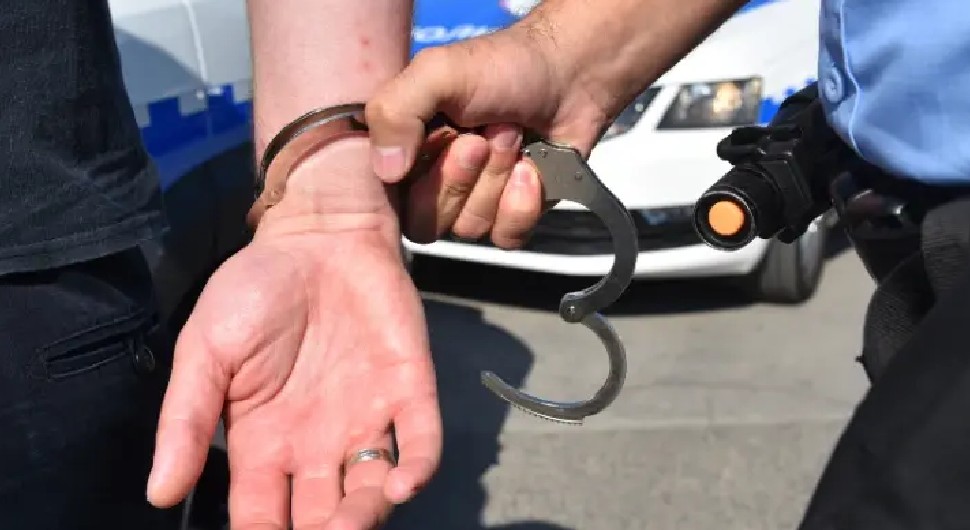 Uhapšen Prijedočanin, pokidao retrovizore na pet automobila