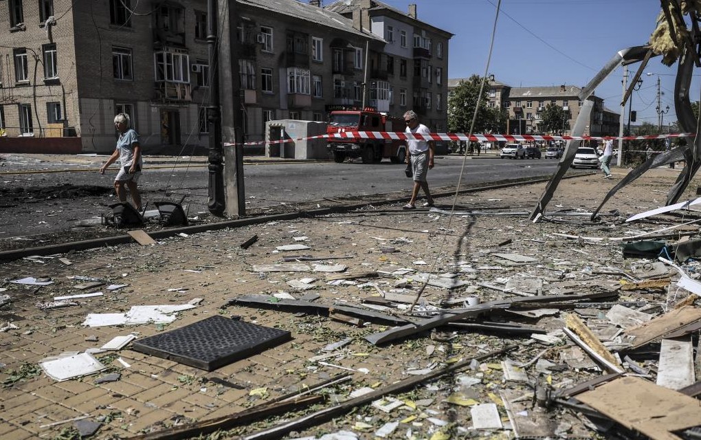 Rusi gaze sve pred sobom u Donbasu – Ukrajina evakuiše vojnike i civile