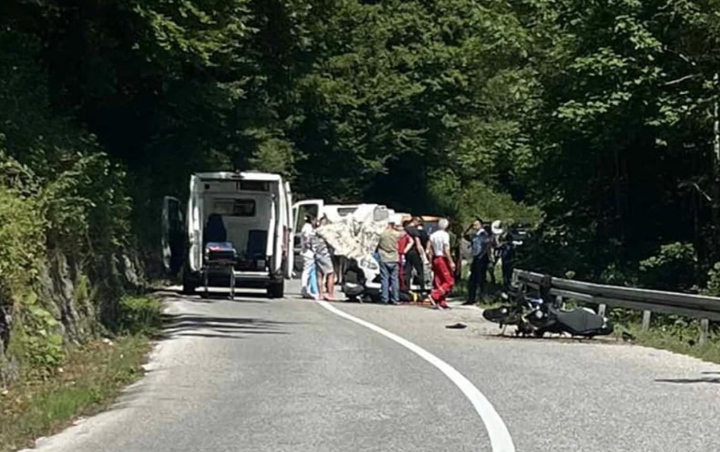 Na magistralnom putu Foča – Gacko poginuo motociklista, saobraćaj obustavljen