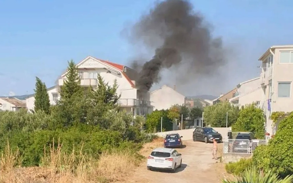 Brčak spasio dvije žene i dijete iz vile u plamenu