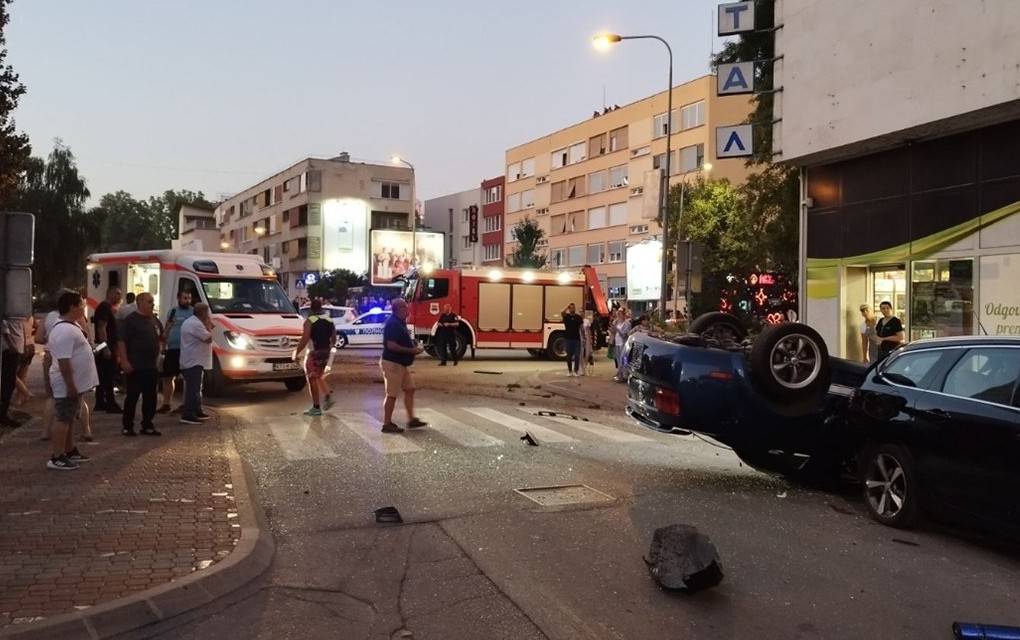 Poznato stanje povrijeđenih u teškom udesu na kružnom toku u Banjaluci