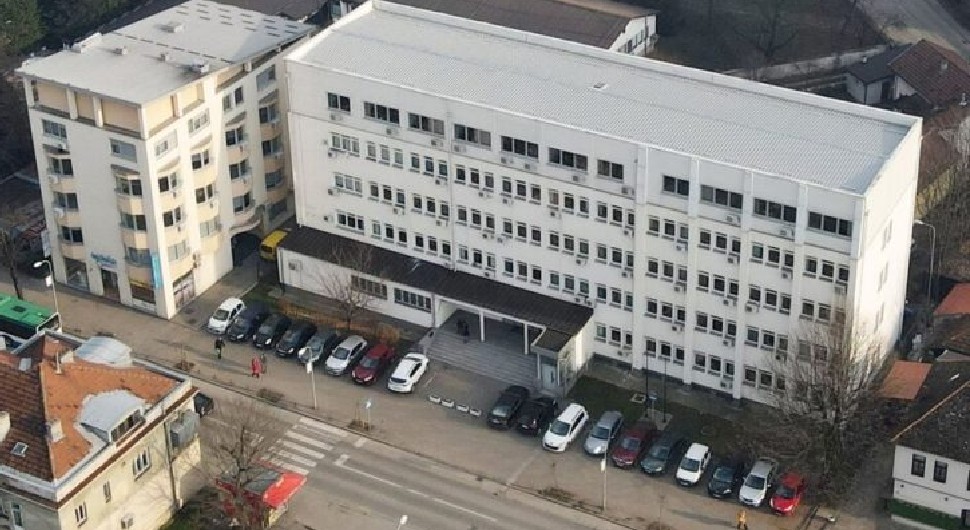 Žrtvu pretukli u hotelskoj sobi: Dva muškarca optužena za razbojništvo u Banjaluci