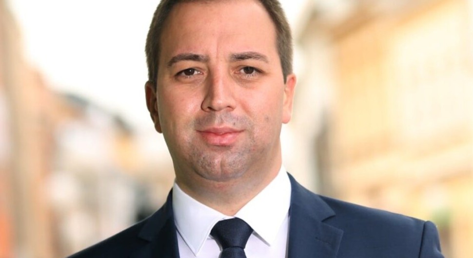 Selak čestitao početak školske godine: Čuvajmo naše najmlađe u saobraćaju