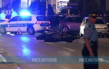 Motociklista udario pješaka