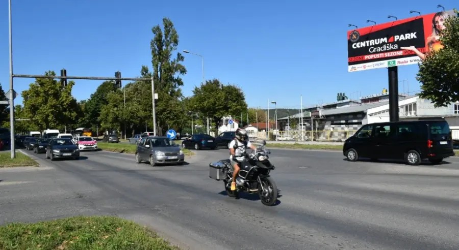 Težak dan na putevima Srpske, AMS uputio apel vozačima
