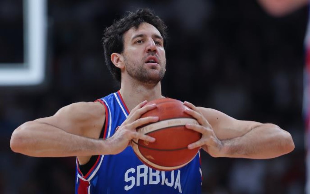 „MOGAO SAM DA MU OPROSTIM SVE, ALI NE I ŠTO MI JE SPOMINJAO MAJKU“ Ispovest Vase Micića koja će odjeknuti posle kraha na Eurobasketu: „Jedno ne želim da trpim“