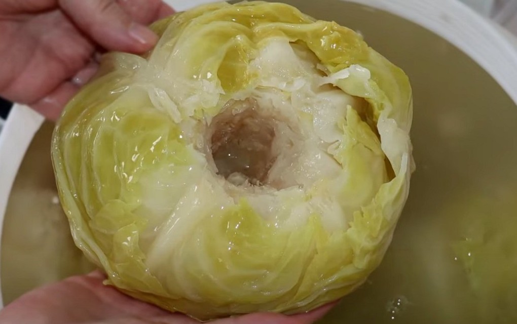 Najčešće greške zbog kojih vam se kiseli kupus kvari: Sve je do ove 3 stvari