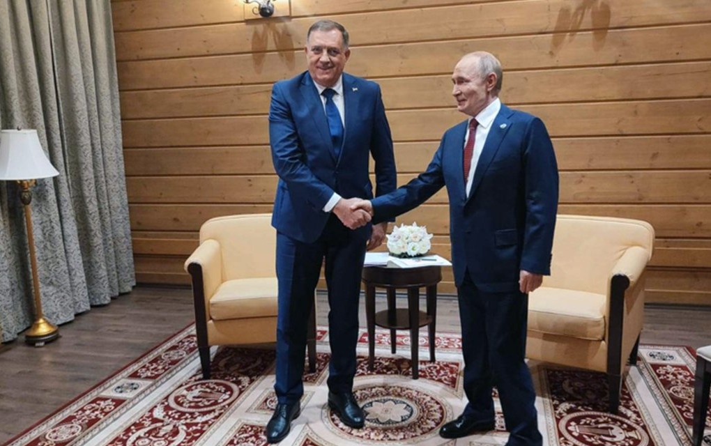Putin čestitao Dan srpskog jedinstva, Dodik: Želimo da Rusija napreduje