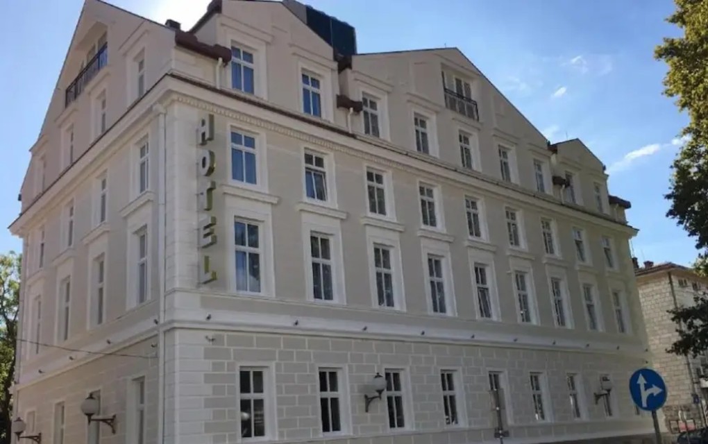 Policija pretresa hotel „Central park“ u Trebinju, gosti evakuisani