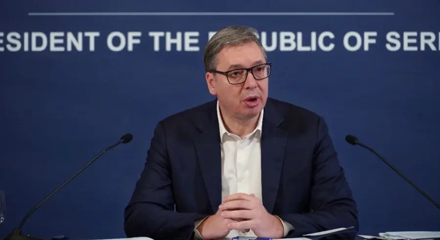 Vučić: Rafinerija može da radi do 1. novembra bez novog dotoka nafte