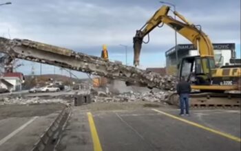 srušen nadvožnjak kod trna