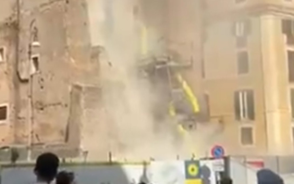 Urušila se kula u Rimu u blizini Koloseuma: Ljudi ostali zatrpani