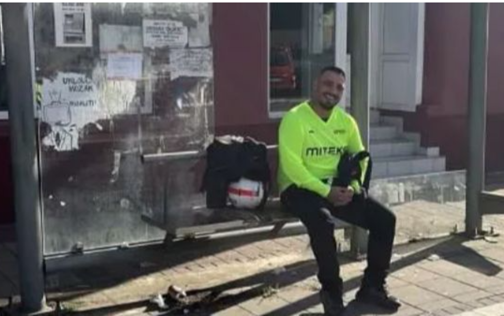 Darko Lazić čeka autobus: Pjevač odustao od vožnje