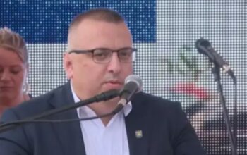 Stanivuković udario na Radulovića