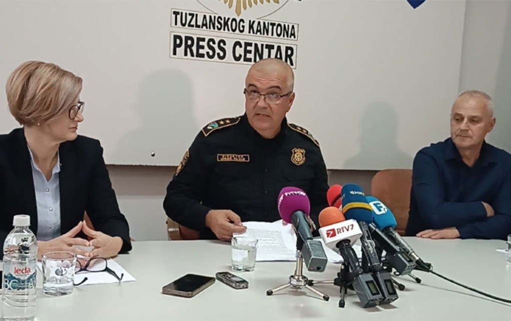 Komesar policije otkrio nove detalje o pljački zlatare u Kalesiji