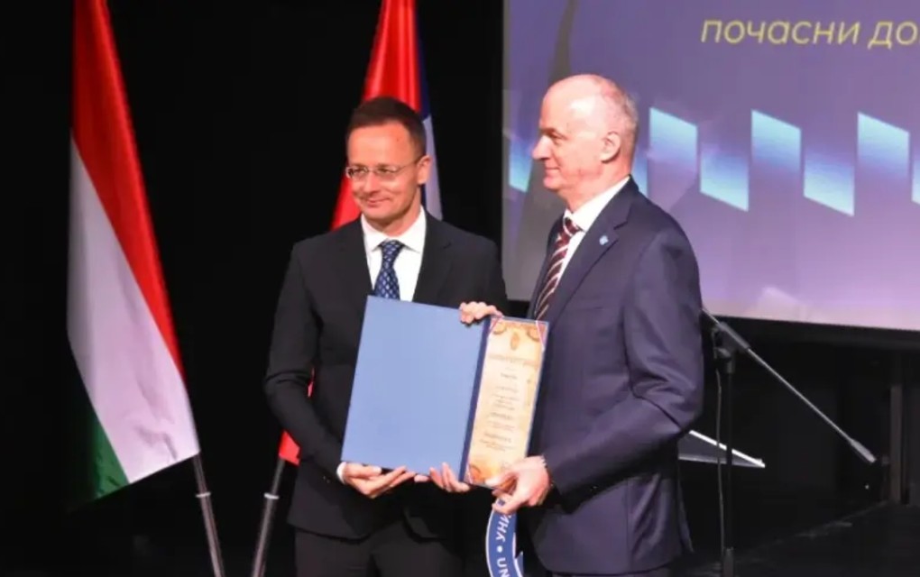 Sijartu uručen počasni doktorat Univerziteta u Banjaluci