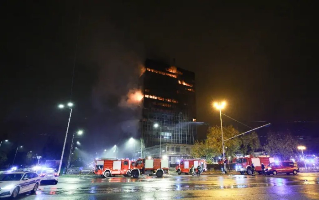 Ponovo gori Vjesnikov neboder