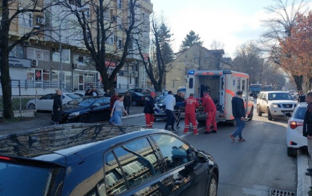 Nesreća u Banjaluci: Automobilom udario pješaka, obustavljen saobraćaj
