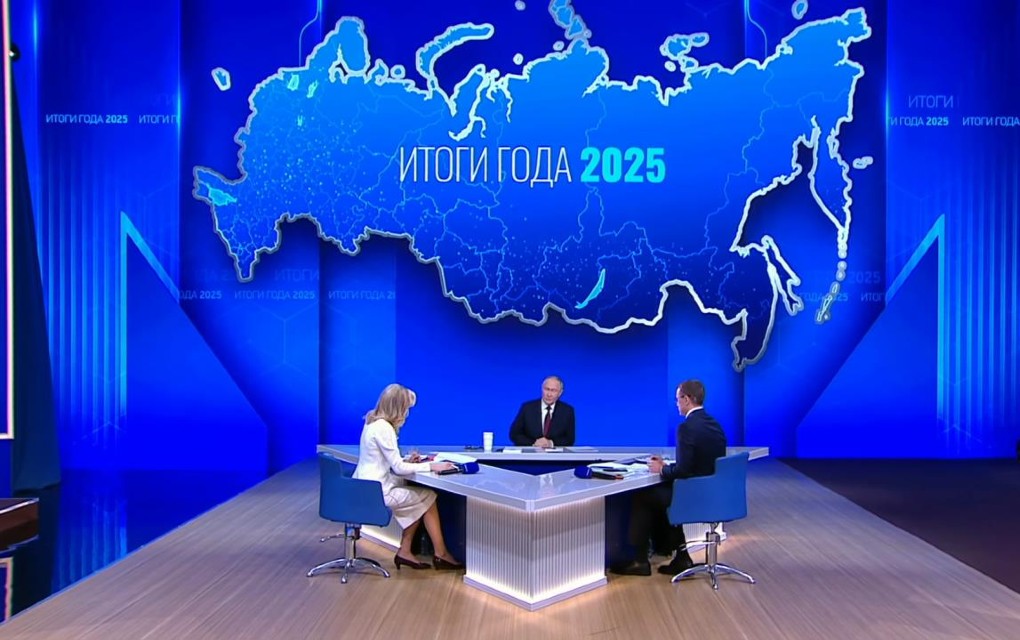 PUTIN KOMENTARISAO SNIMAK ZELENSKOG KOD KUPJANSKA: „Pa što stojiš na pragu? Uđi u kuću“, nazvao ga „umetnikom“