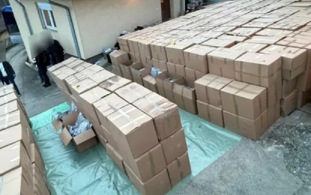 Detalji rekordne zapljene droge u Srbiji: Uhapšeni otac i sin, pronađene automatske puške i zolja